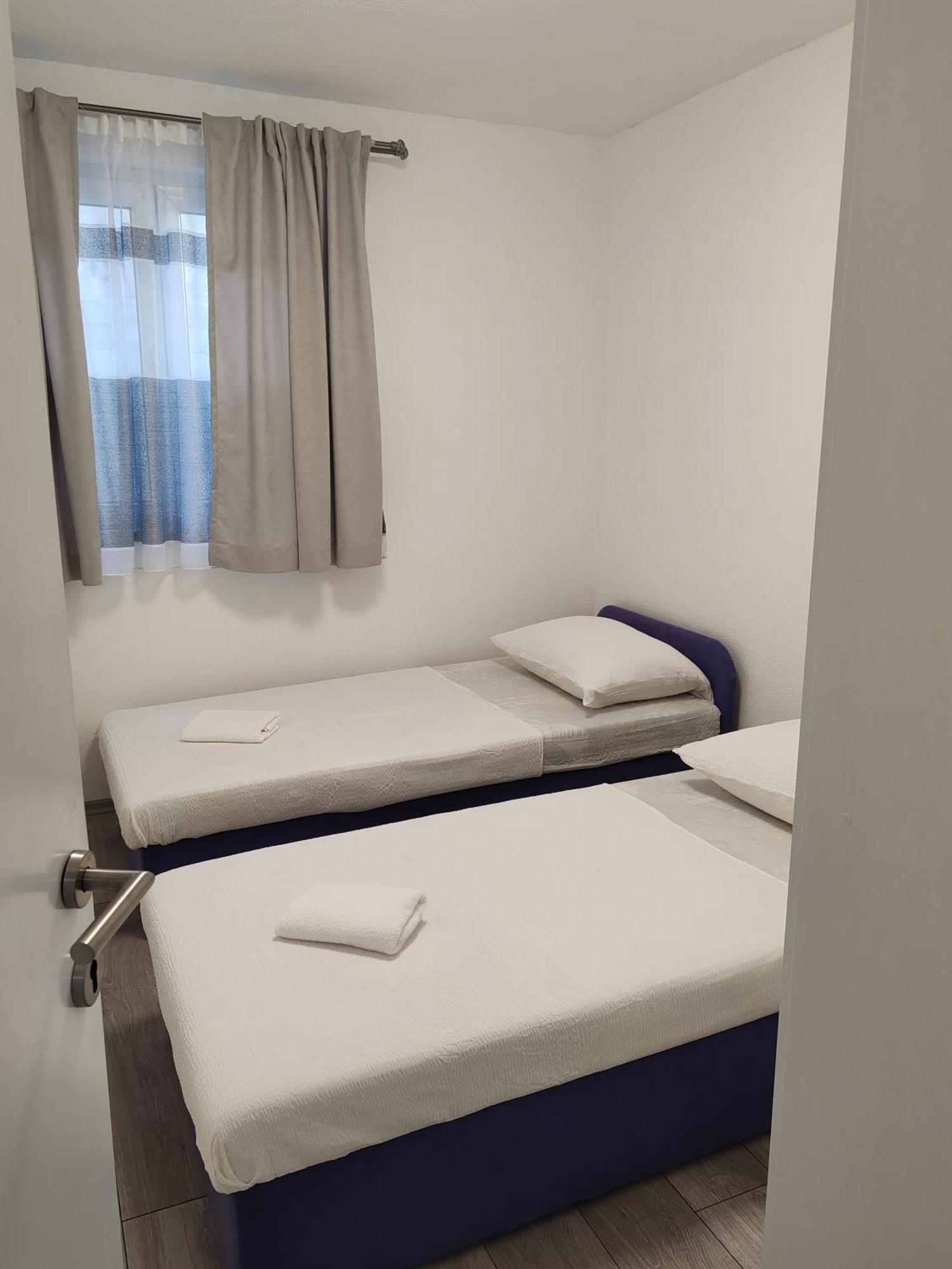 Apartman Iva 네움 외부 사진