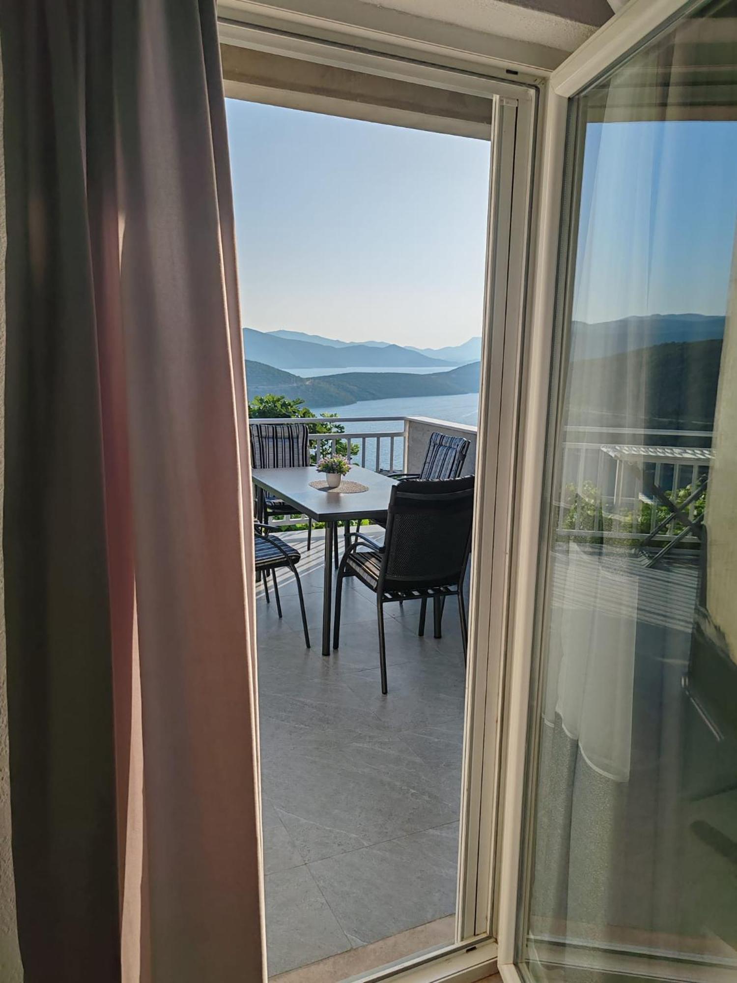 Apartman Iva 네움 외부 사진